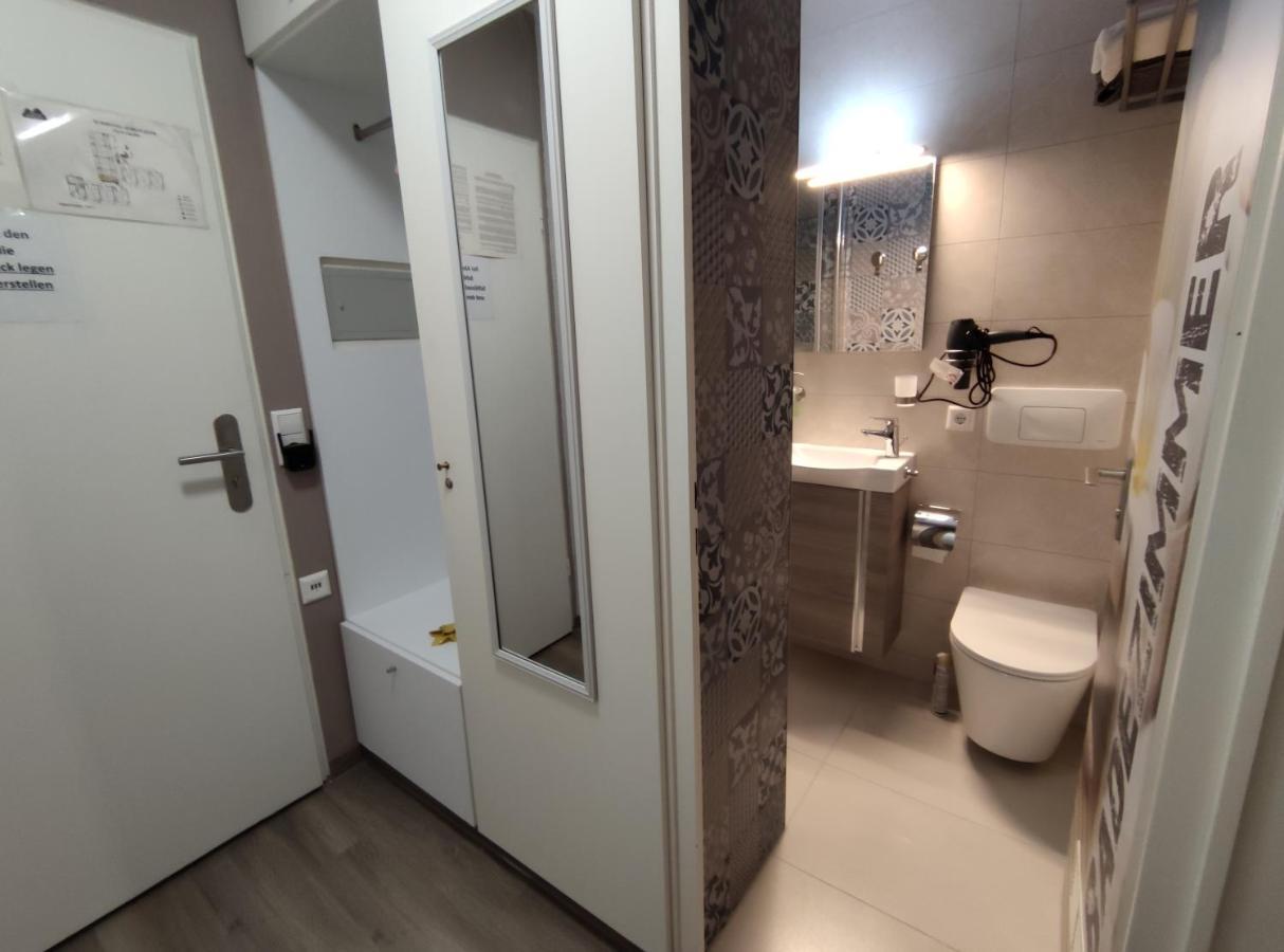 Studio 20Qm Mit Balkon Und Innenpool - 22010 Шлухзее Экстерьер фото